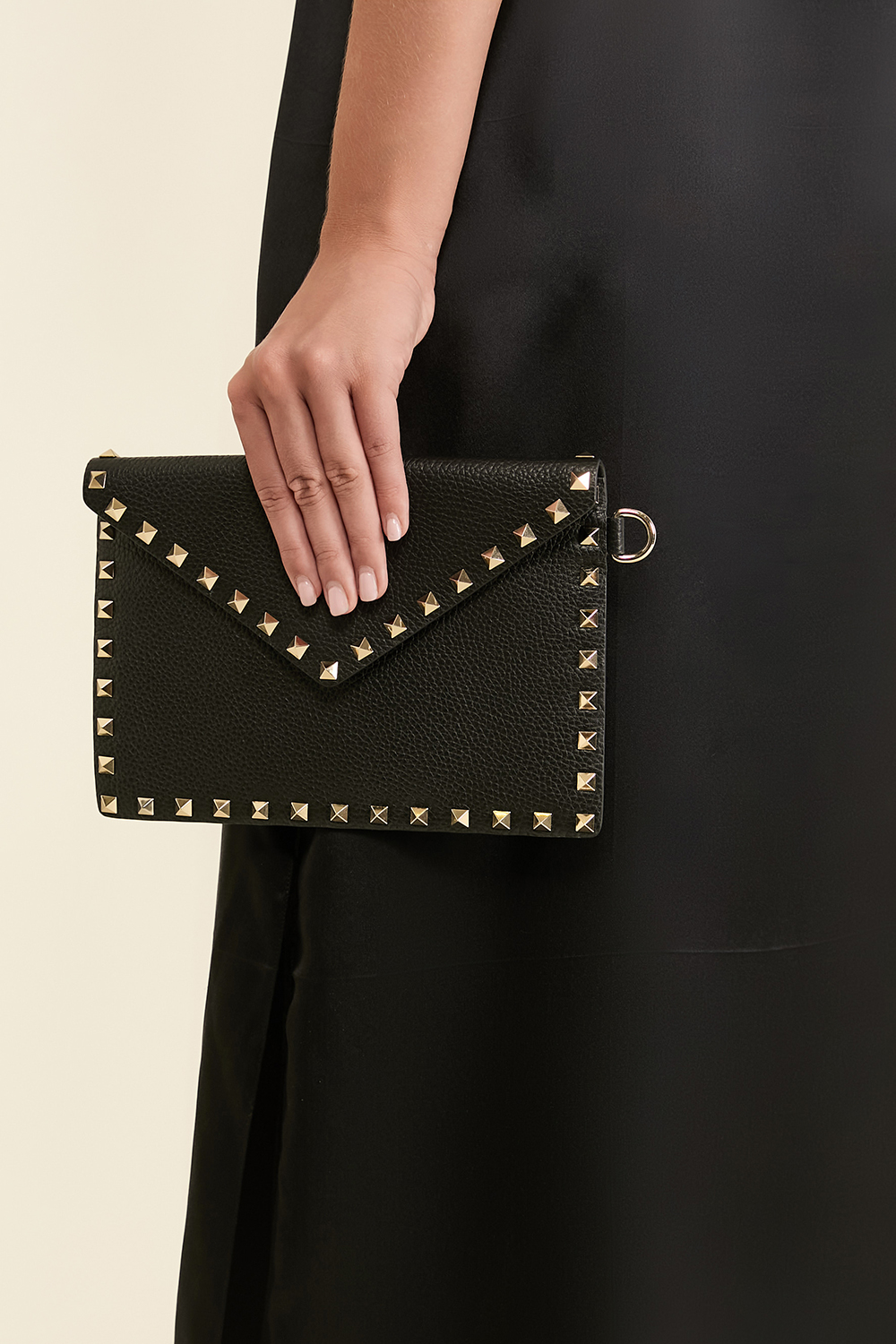 תמונת כל הלוק של תיק מעטפה